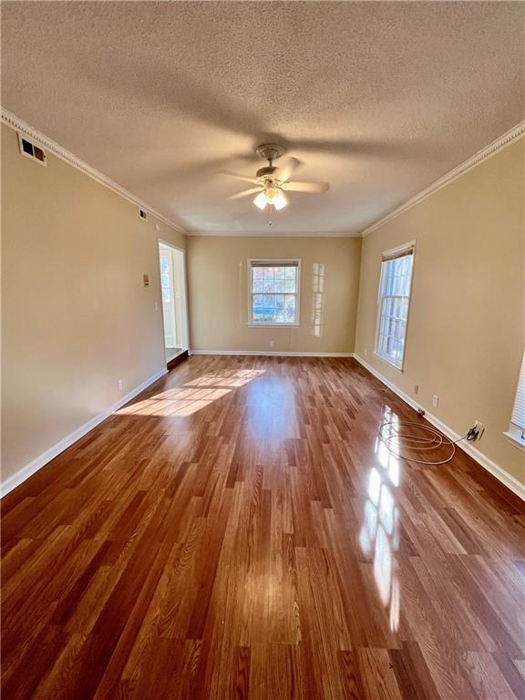 Building Photo - 3888 York Pl