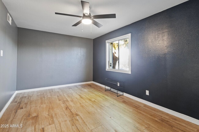 Building Photo - 13810 N 48th Ave