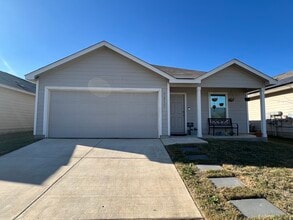 Building Photo - 7211 Green Sapphire