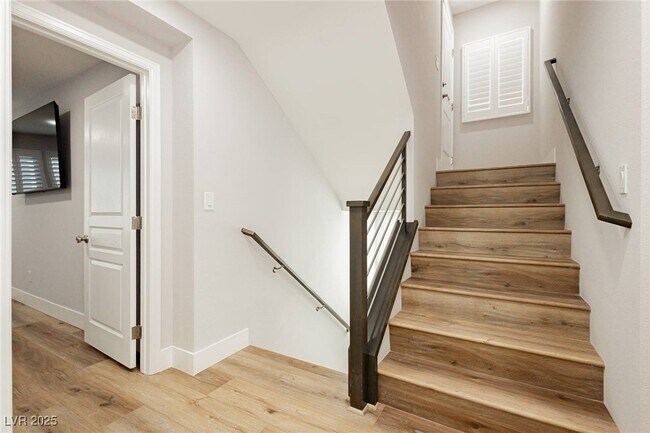 Building Photo - 8095 Carpenter Creek Ave