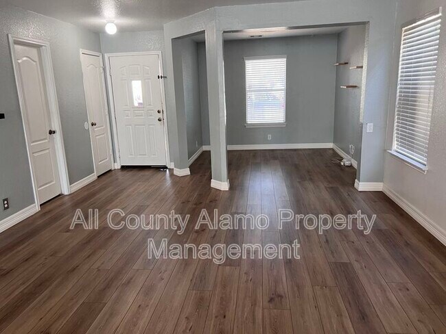 Building Photo - 7431 Cedar Farm