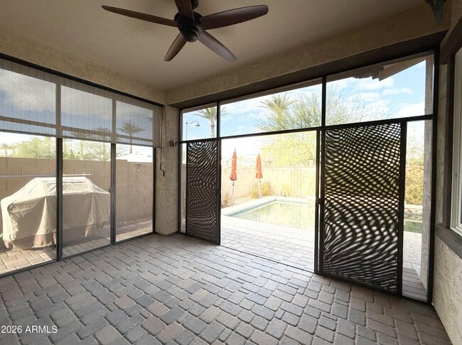 Building Photo - 20618 W Edgemont Ave