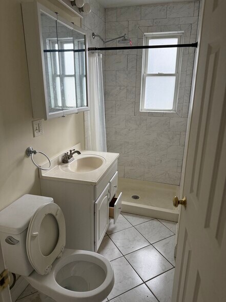 Primary Photo - 1576 Cambridge St