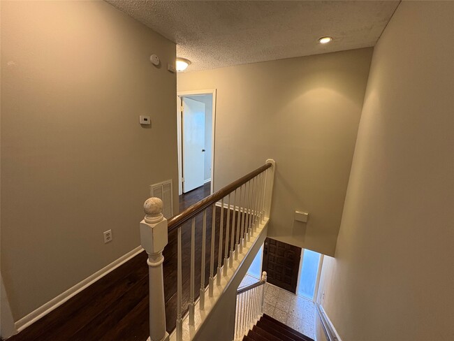 Building Photo - 17159 Beaver Springs Dr