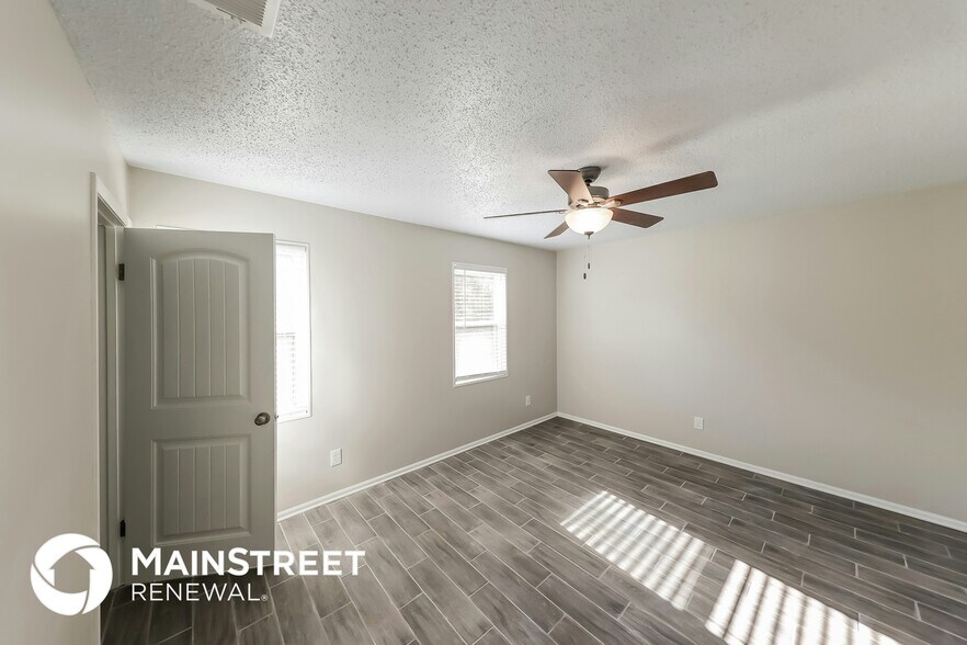 Building Photo - 707 Bahia Ln
