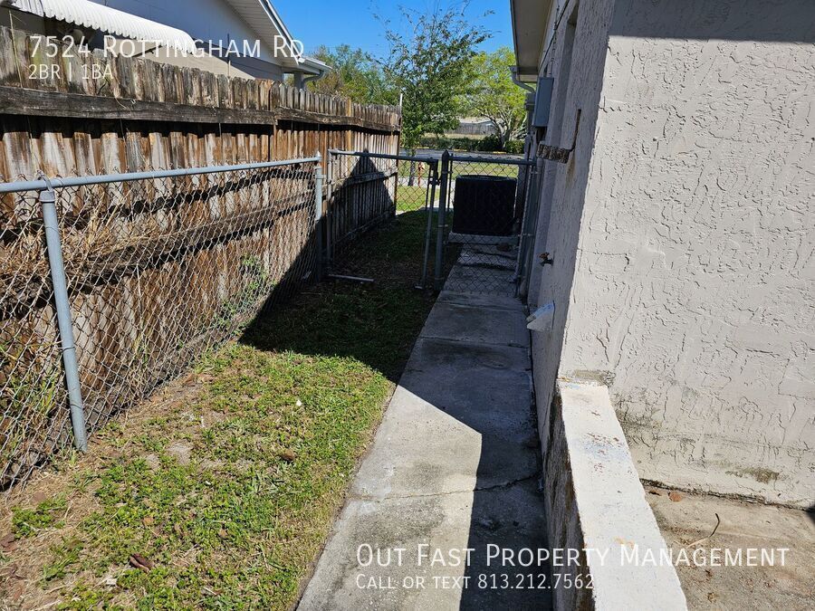 Building Photo - 7524 Rottingham Rd