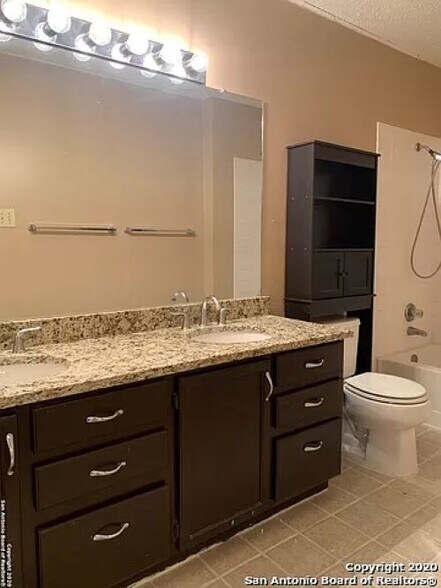 Building Photo - 7819 Sandpiper Park Dr