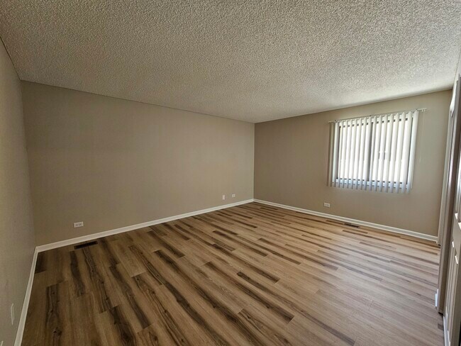 Building Photo - 1093 Kane St