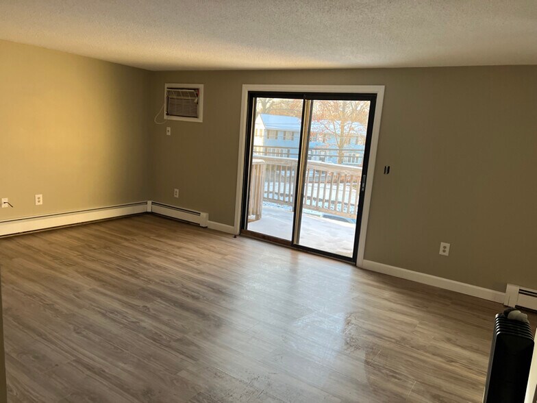 Building Photo - 175 Willard St