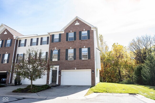 Primary Photo - 9009 Mercer Dr