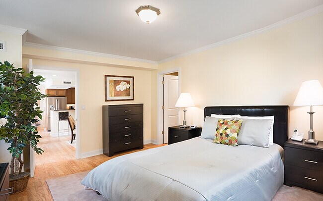 Building Photo - 20 Chapel St