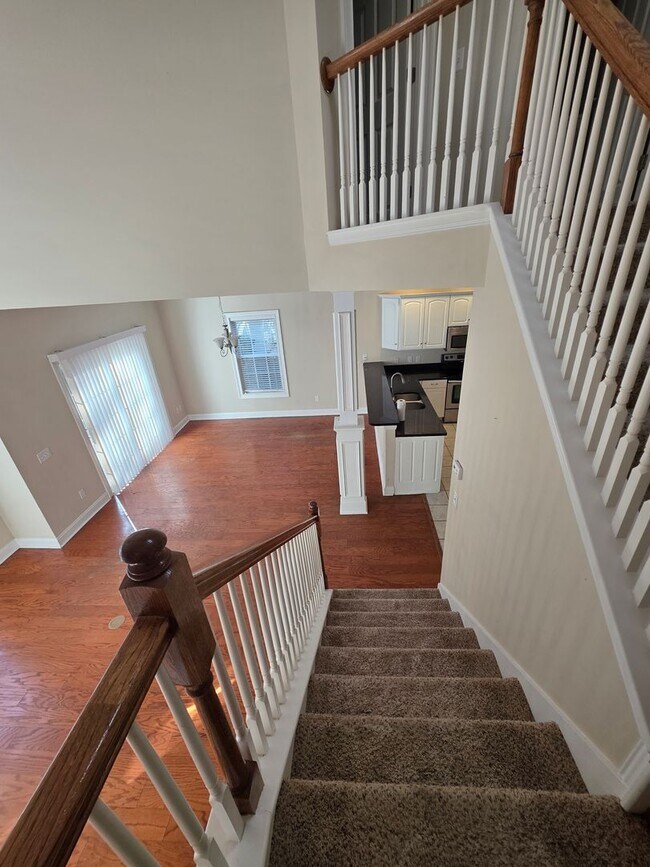 Building Photo - Oakview