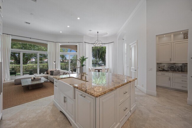 Building Photo - 12820 Mizner Way