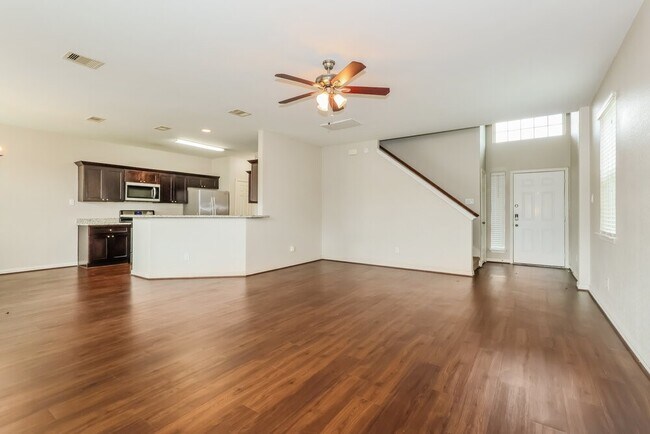 Building Photo - 2802 Mesquite Ridge Dr