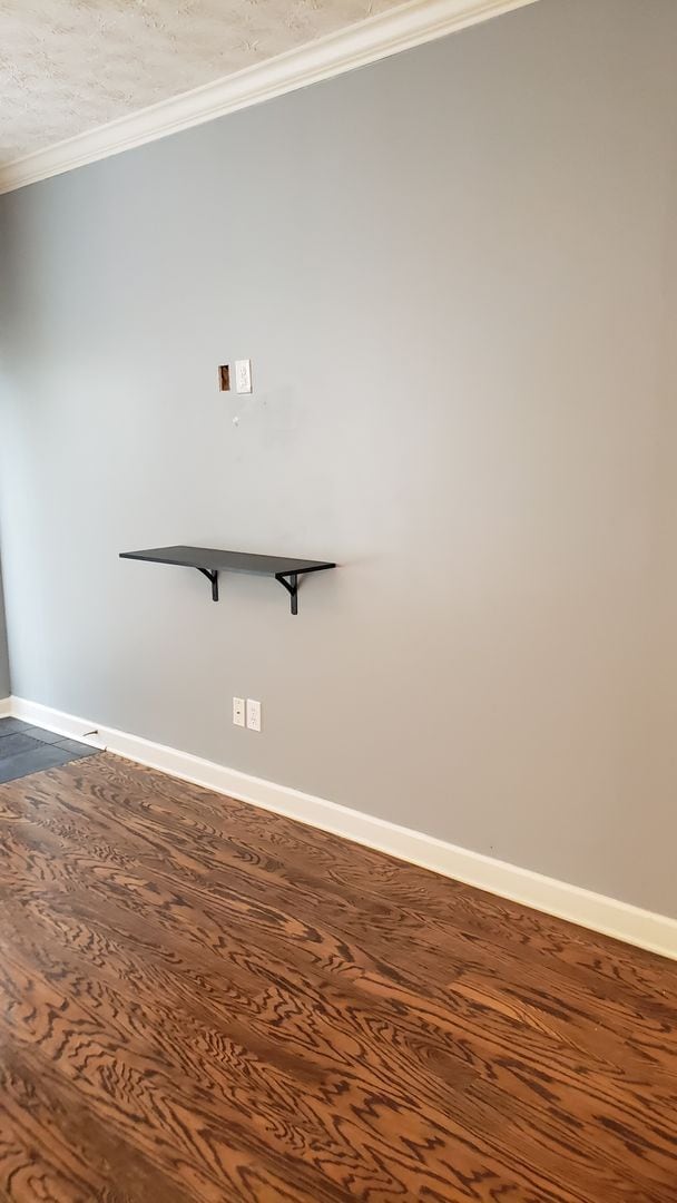 Building Photo - 3 Bedroom 2 Bathroom house in Ogletree Area!