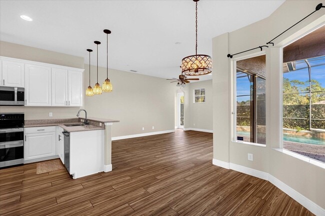 Building Photo - STOP USING THIS ACCOUNT! THIS IS OLD - 2625 Tweed Run