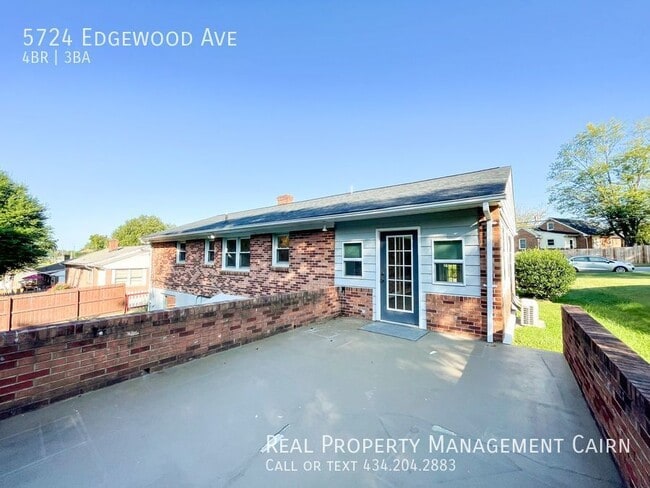 Building Photo - 4 Bed, 2.5 Bath Home -- Over 2k sqft, pati...