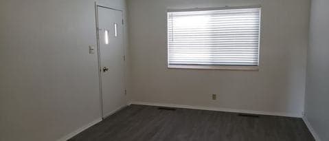 Building Photo - 1025 Prater Way