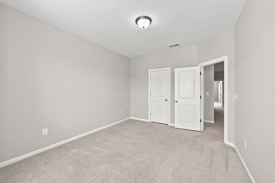 Building Photo - 233 Luftee Ln
