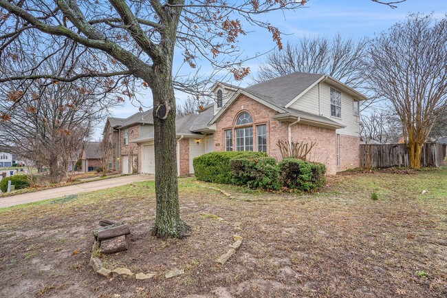 Building Photo - Classic in McKinney