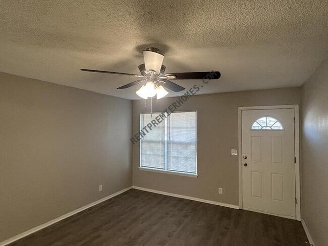 Building Photo - 2708 S 136th E Ave