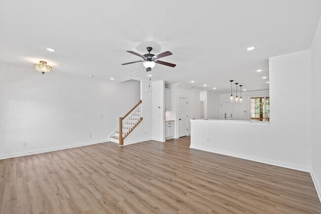 Building Photo - 3 Bedroom Townhome with Rooftop Terrace in Downtown Wake Forest!