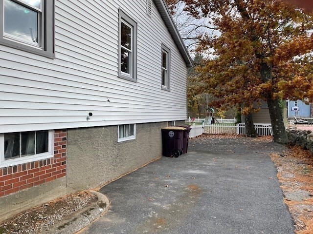 Building Photo - 205 Ralph Talbot St