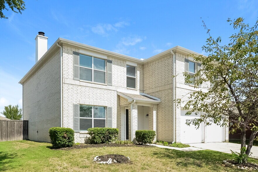 Building Photo - 4300 Sonoma Dr