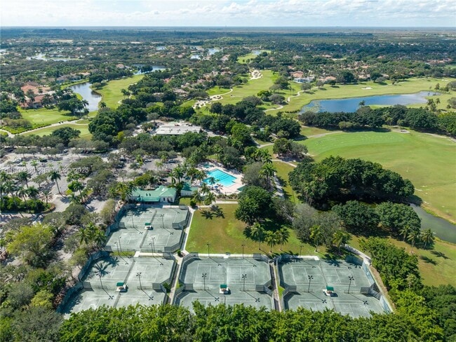 Building Photo - 2790 Center Ct Dr