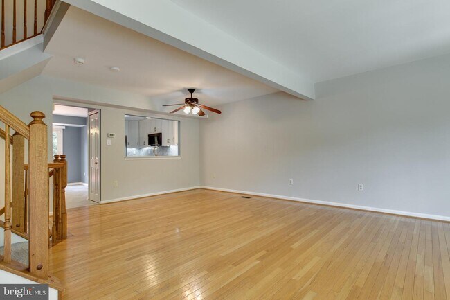 Building Photo - 6213 Stratford Ct