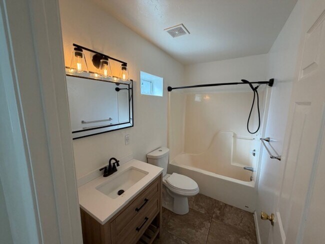 Building Photo - 9751 E Magma Dr