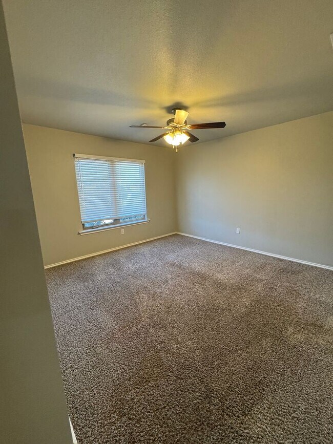 Building Photo - Southwest home in Cooper ISD