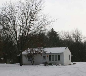 Building Photo - Evard Village