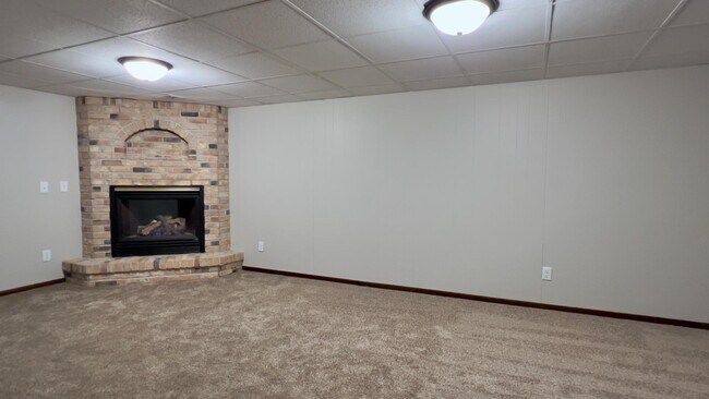 Building Photo - 6649 Homestead Ave Ct S