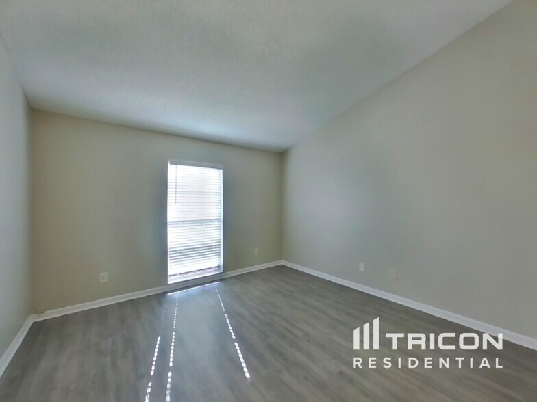 Building Photo - 5311 Starhill Pl