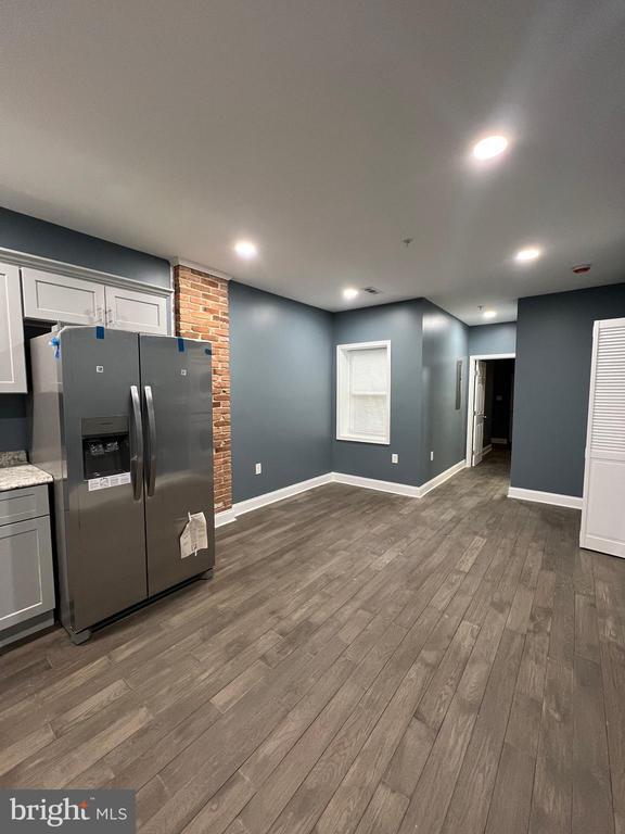 Building Photo - 2020 McCulloh St