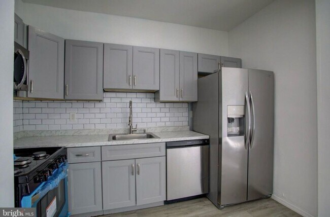 Building Photo - 23 Prospect St