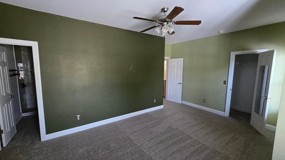 Building Photo - 32 Nandina Dr