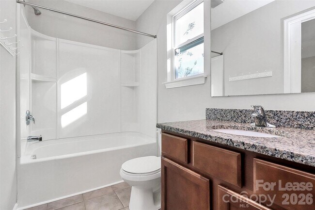 Building Photo - 8116 Dumphries Dr