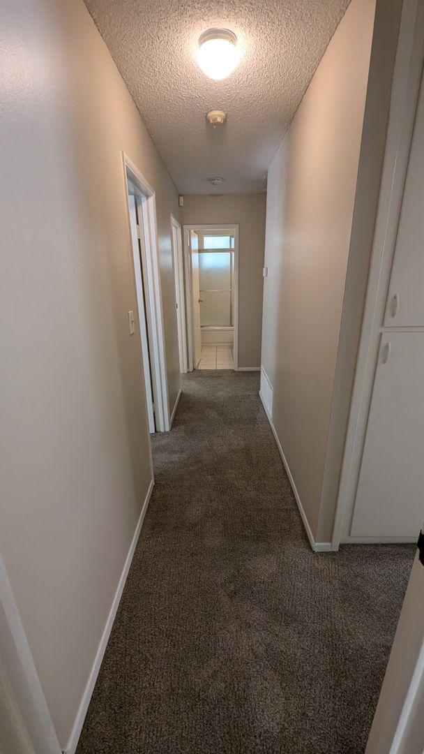 Building Photo - Single Level home near UCR available for Rent