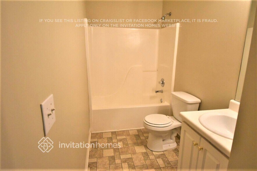 Building Photo - 850 Fawnfield Dr