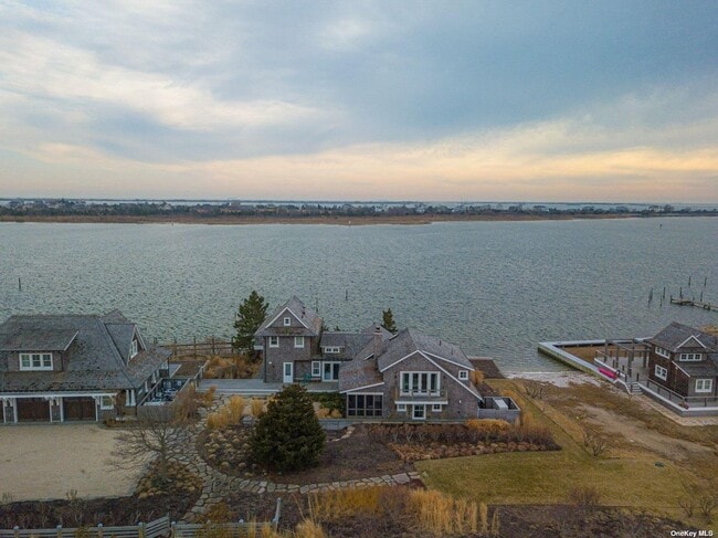 Building Photo - 11 Captree Island