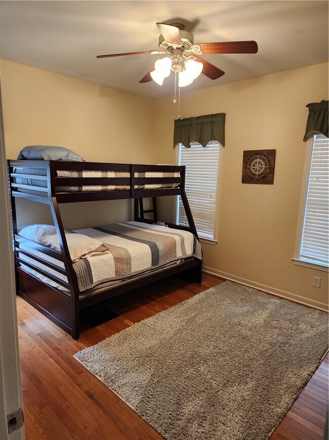 Building Photo - 1315 Stillwater Dr