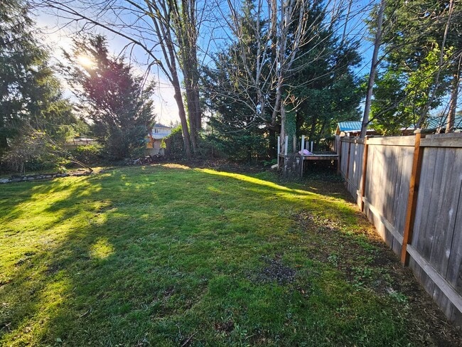 Building Photo - Secluded 3 Bed 2 Bath Rambler in Sultan