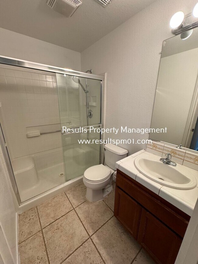 Building Photo - Roseville 4 Bedroom Beauty with Bonus Room!