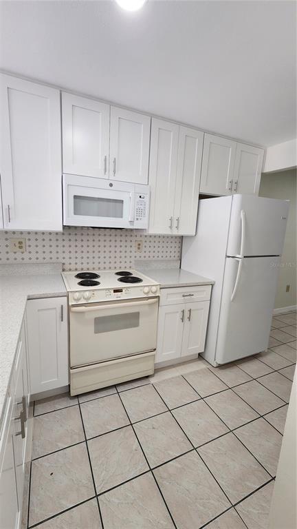 Building Photo - 2108 Bahamas Ct