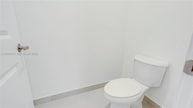 Building Photo - 20930 SW 96th Ct