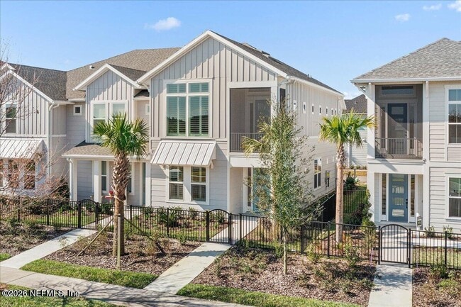 Building Photo - 459 Crestview Dr