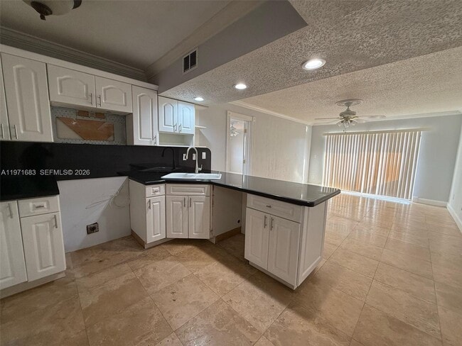 Building Photo - 3522 NE 171 St