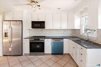 Building Photo - 48 Lanell Dr